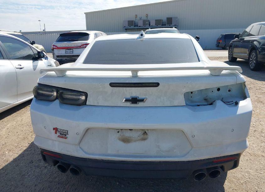 Photo 16 of 2021 Chevrolet Camaro RWD 2SS (VIN 1G1FH1R70M0107704)