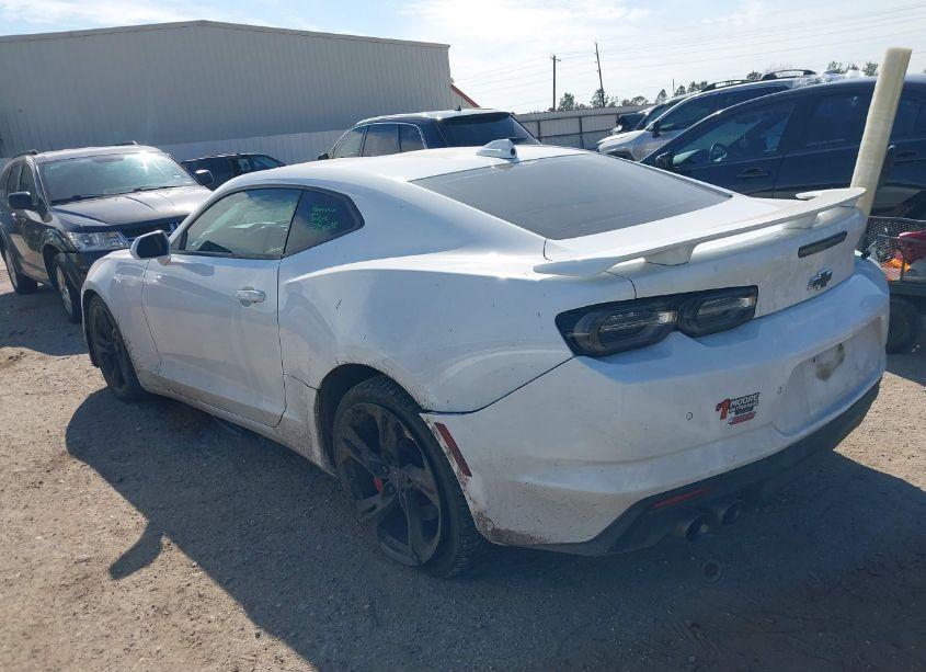Photo 3 of 2021 Chevrolet Camaro RWD 2SS (VIN 1G1FH1R70M0107704)