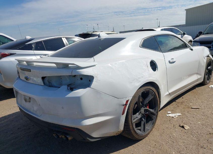 Photo 4 of 2021 Chevrolet Camaro RWD 2SS (VIN 1G1FH1R70M0107704)