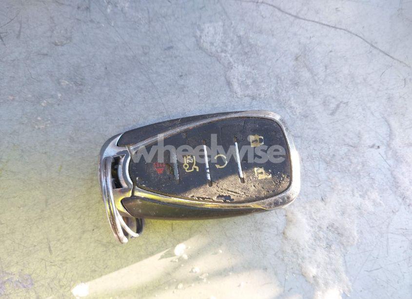 Photo 11 of 2016 Chevrolet Camaro 2SS (VIN 1G1FH1R71G0191259)