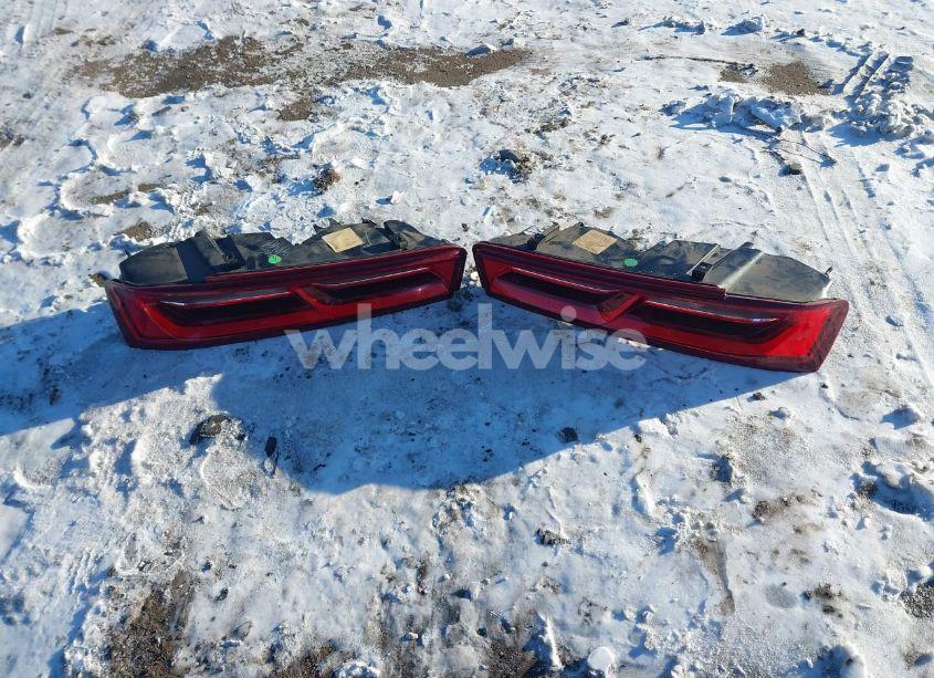 Photo 12 of 2016 Chevrolet Camaro 2SS (VIN 1G1FH1R71G0191259)