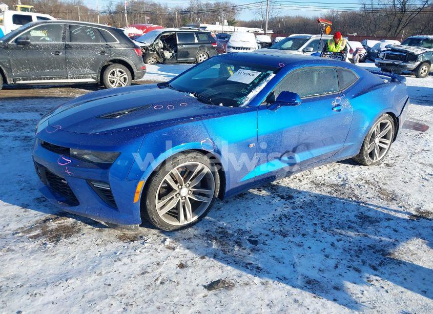 Photo 2 of 2016 Chevrolet Camaro 2SS (VIN 1G1FH1R71G0191259)