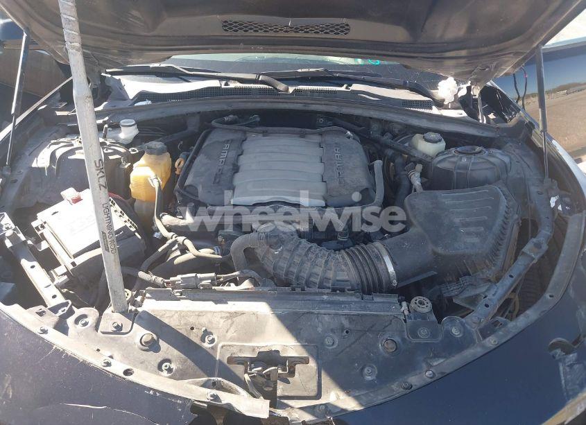 Photo 10 of 2017 Chevrolet Camaro 2SS (VIN 1G1FH1R71H0124355)