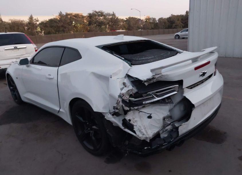 Photo 6 of 2018 Chevrolet Camaro 2SS (VIN 1G1FH1R71J0187087)