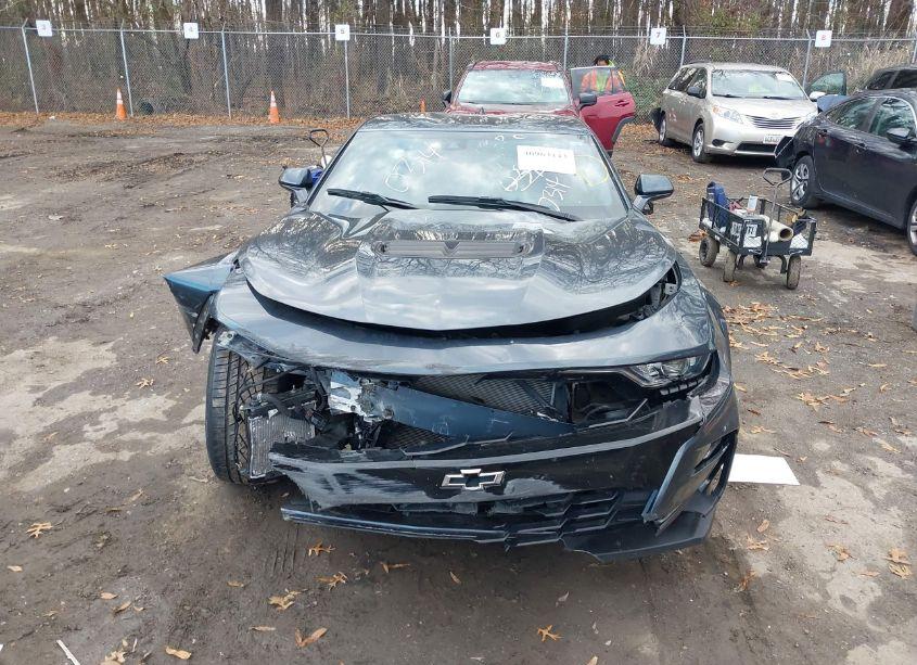 Photo 13 of 2019 Chevrolet Camaro 2SS (VIN 1G1FH1R71K0120314)