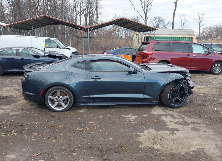 Photo 14 of 2019 Chevrolet Camaro 2SS (VIN 1G1FH1R71K0120314)