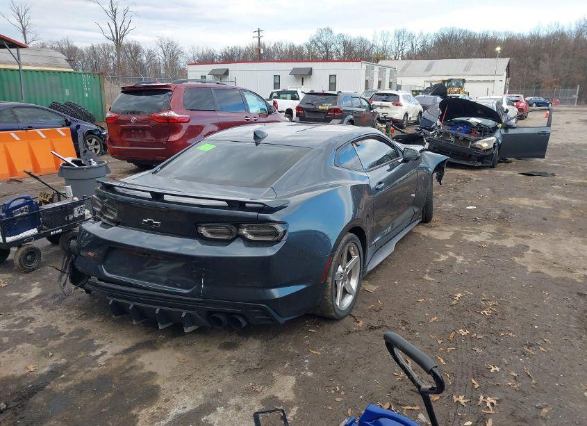 Photo 4 of 2019 Chevrolet Camaro 2SS (VIN 1G1FH1R71K0120314)