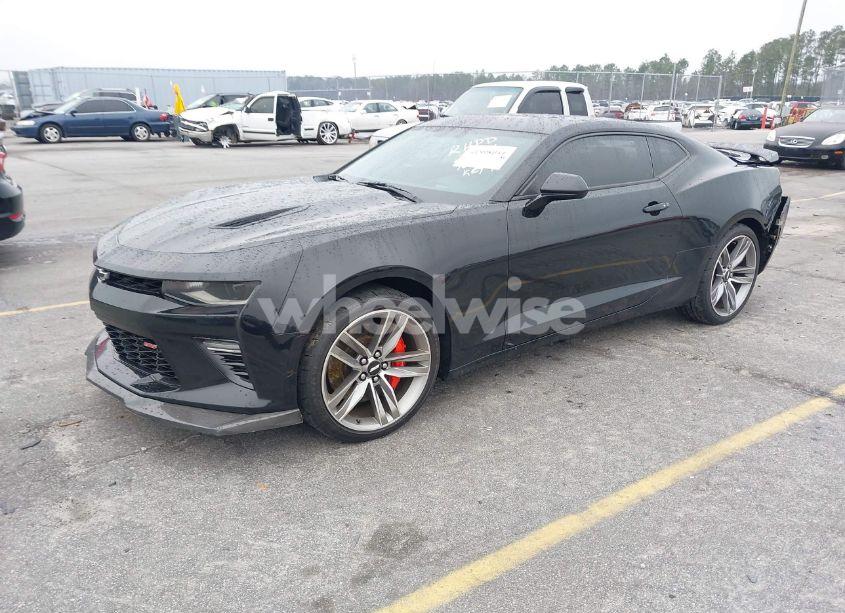 Photo 2 of 2016 Chevrolet Camaro 2SS (VIN 1G1FH1R72G0130888)