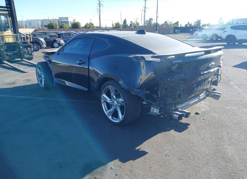 Photo 3 of 2021 Chevrolet Camaro RWD 2SS (VIN 1G1FH1R72M0141594)