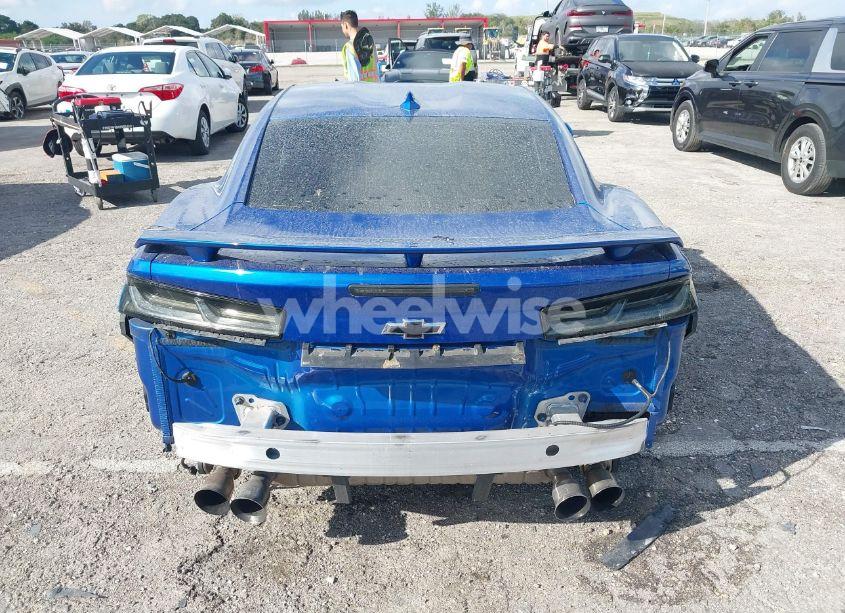 Photo 17 of 2016 Chevrolet Camaro 2SS (VIN 1G1FH1R73G0144900)