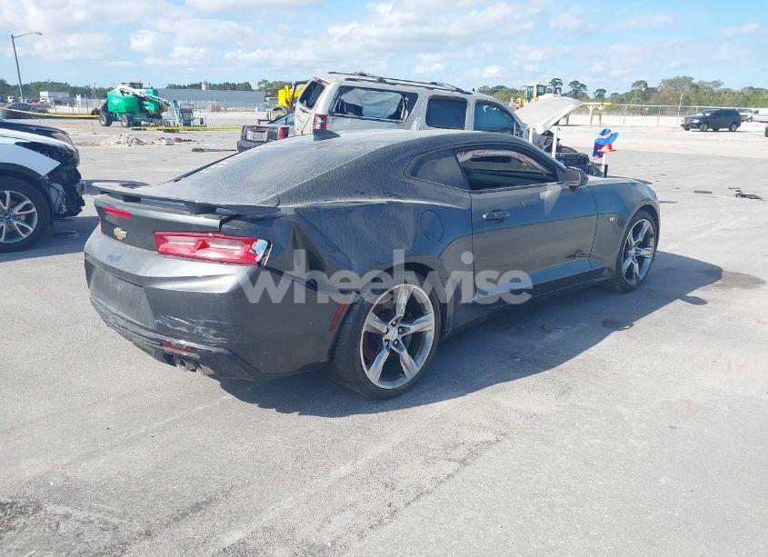 Photo 4 of 2016 Chevrolet Camaro 2SS (VIN 1G1FH1R73G0154293)