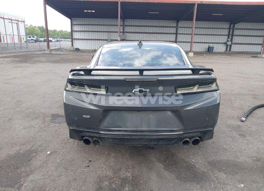 Photo 16 of 2017 Chevrolet Camaro 2SS (VIN 1G1FH1R73H0193015)