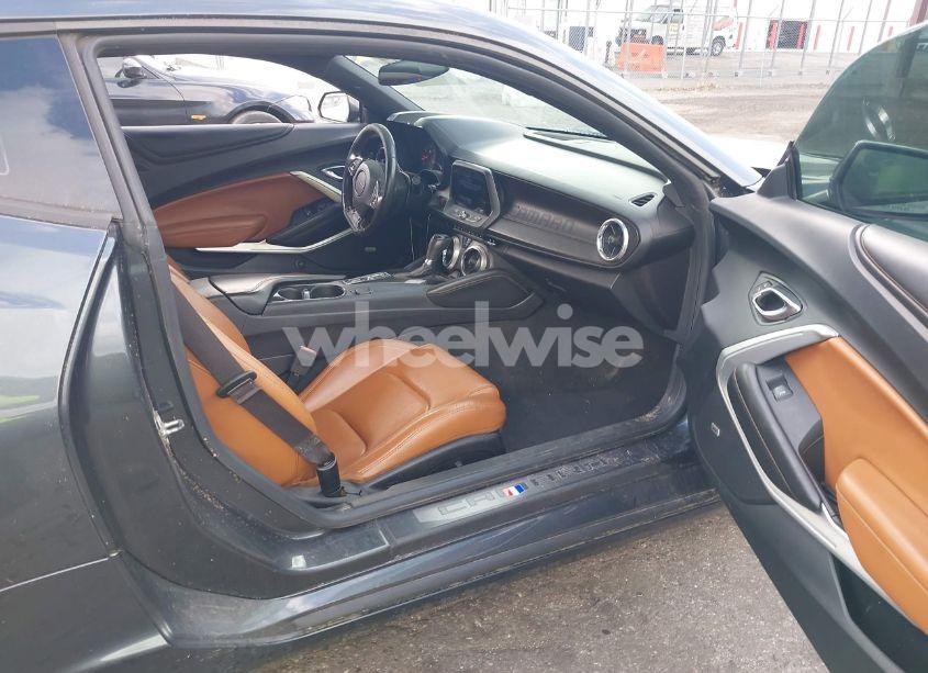 Photo 5 of 2017 Chevrolet Camaro 2SS (VIN 1G1FH1R73H0193015)