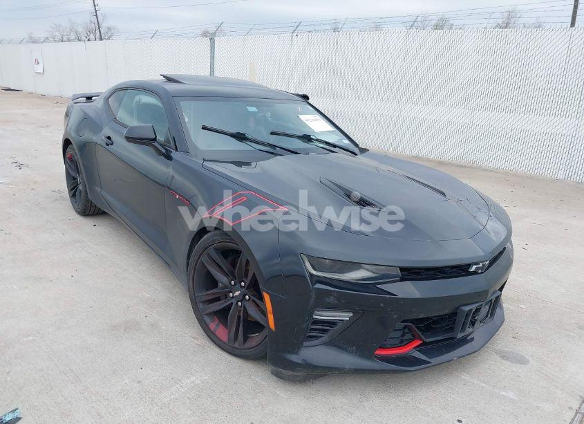 2018 Chevrolet Camaro 2SS (VIN 1G1FH1R73J0106896) main photo