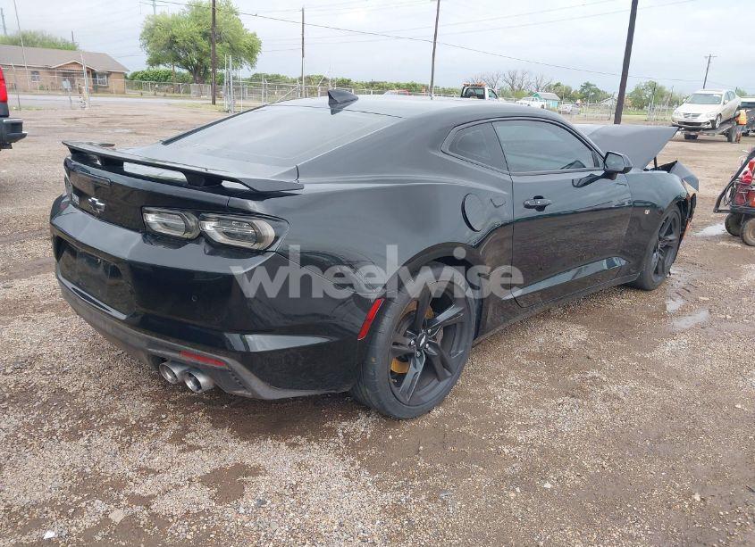 Photo 4 of 2019 Chevrolet Camaro 2SS (VIN 1G1FH1R73K0139866)