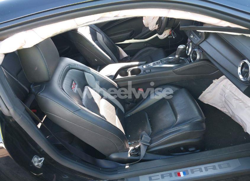 Photo 5 of 2016 Chevrolet Camaro 2SS (VIN 1G1FH1R74G0136787)