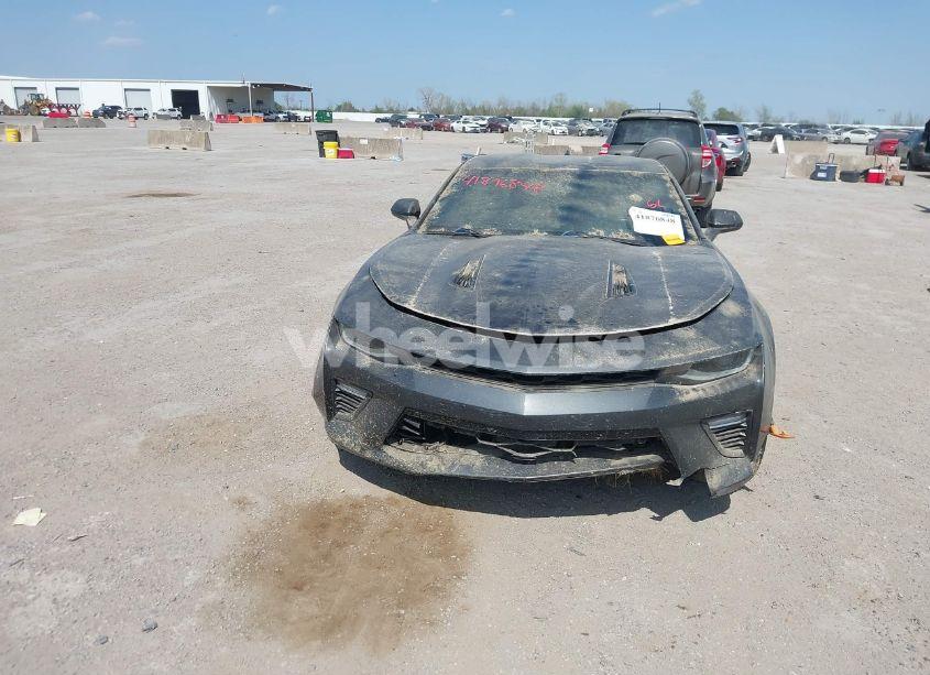 Photo 12 of 2016 Chevrolet Camaro 2SS (VIN 1G1FH1R74G0137759)