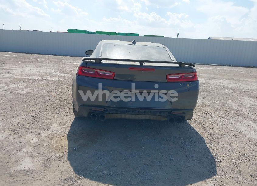 Photo 16 of 2016 Chevrolet Camaro 2SS (VIN 1G1FH1R74G0137759)