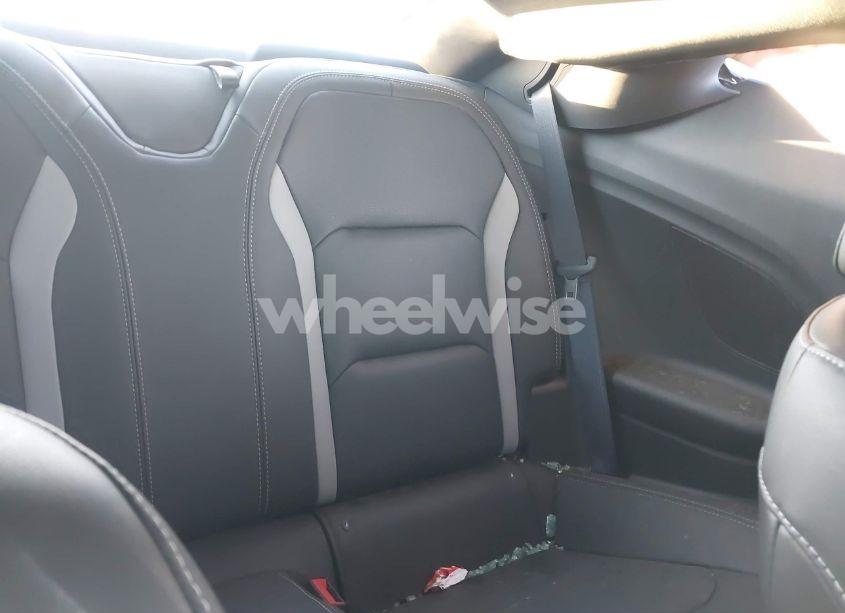 Photo 8 of 2018 Chevrolet Camaro 2SS (VIN 1G1FH1R74J0107345)