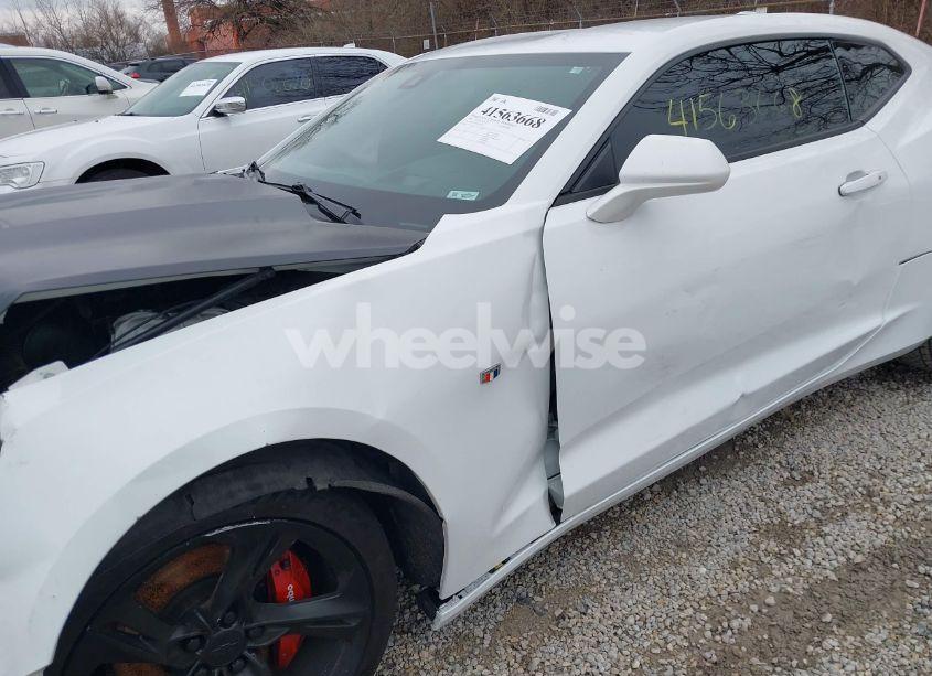 Photo 18 of 2020 Chevrolet Camaro RWD 2SS (VIN 1G1FH1R74L0120678)
