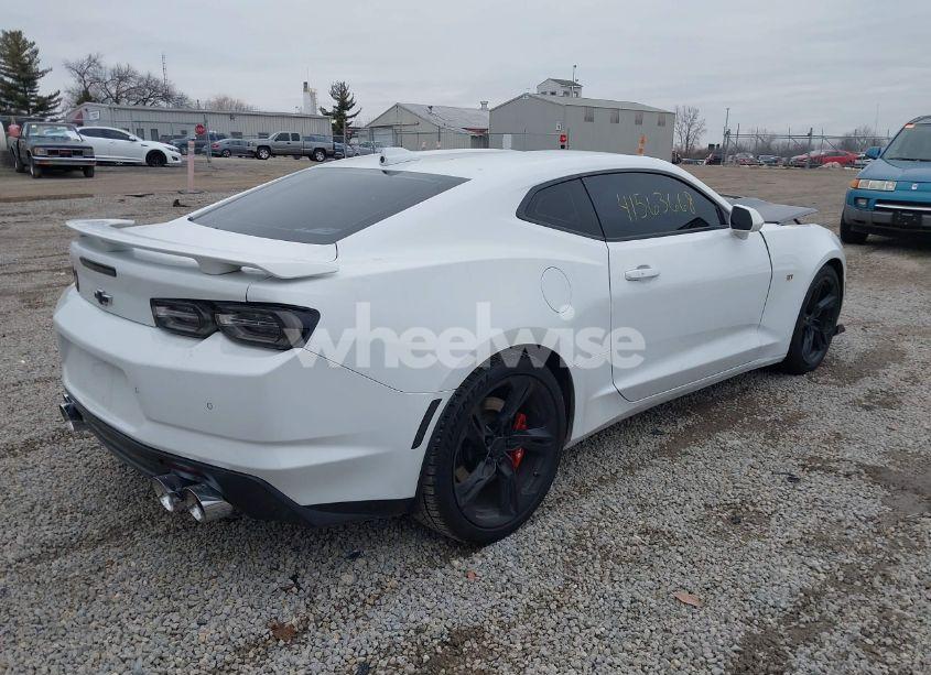 Photo 4 of 2020 Chevrolet Camaro RWD 2SS (VIN 1G1FH1R74L0120678)