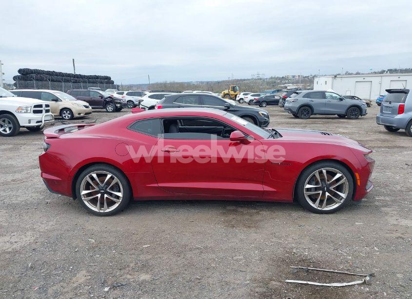 Photo 12 of 2021 Chevrolet Camaro (VIN 1G1FH1R74M0116213)