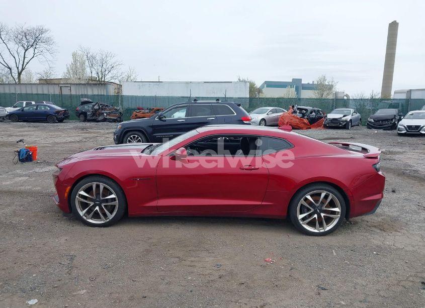 Photo 13 of 2021 Chevrolet Camaro (VIN 1G1FH1R74M0116213)