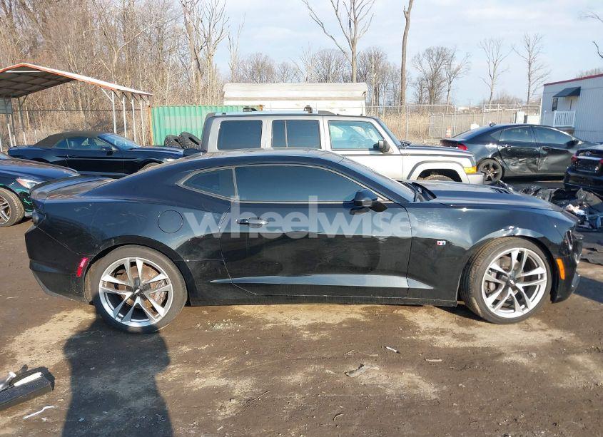 Photo 13 of 2022 Chevrolet Camaro (VIN 1G1FH1R74N0100319)