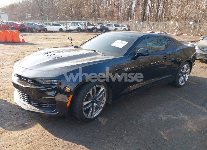 Photo 2 of 2022 Chevrolet Camaro (VIN 1G1FH1R74N0100319)