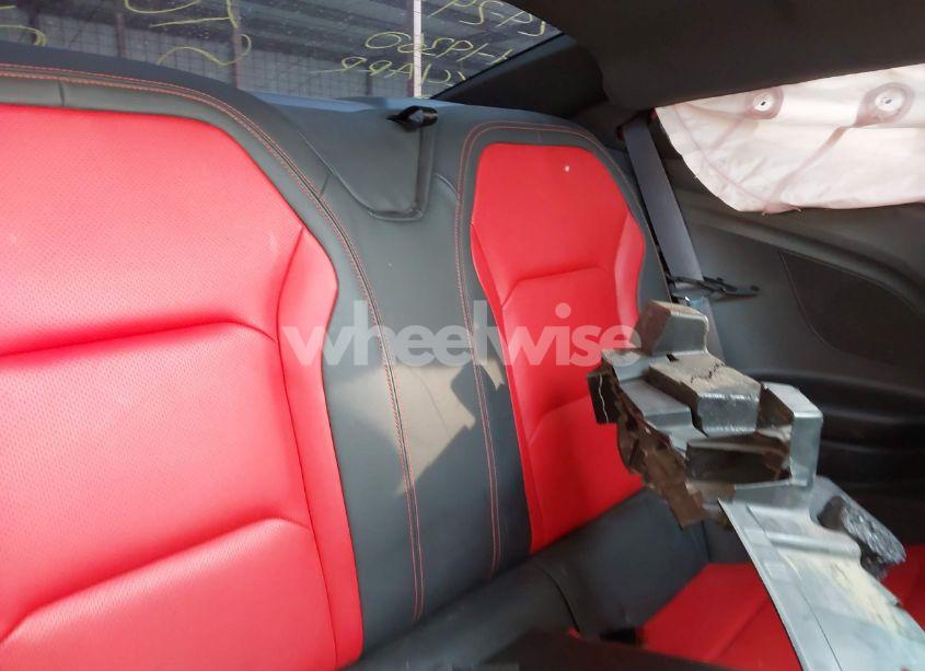 Photo 8 of 2016 Chevrolet Camaro 2SS (VIN 1G1FH1R75G0129797)