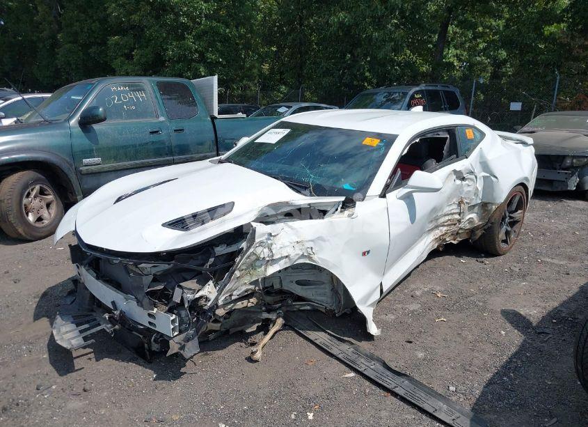 Photo 2 of 2017 Chevrolet Camaro 2SS (VIN 1G1FH1R75H0179939)