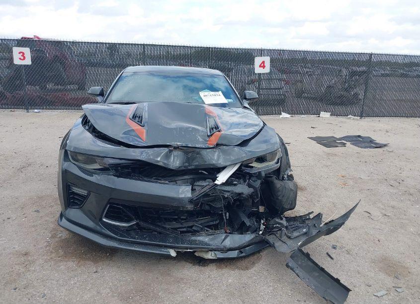 Photo 11 of 2017 Chevrolet Camaro 2SS (VIN 1G1FH1R75H0183439)