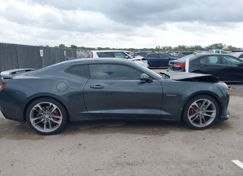 Photo 12 of 2017 Chevrolet Camaro 2SS (VIN 1G1FH1R75H0183439)