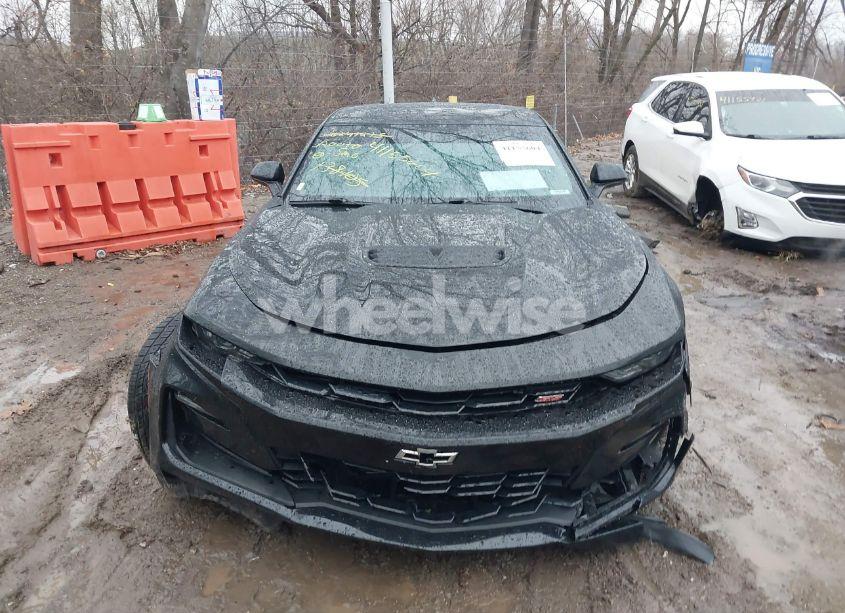 Photo 12 of 2019 Chevrolet Camaro 2SS (VIN 1G1FH1R75K0138105)