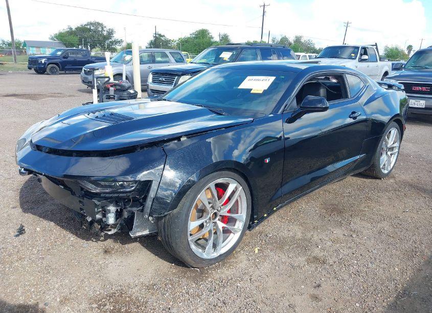 Photo 2 of 2024 Chevrolet Camaro RWD 2SS (VIN 1G1FH1R75R0115143)