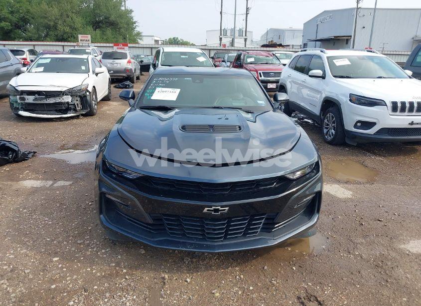 Photo 13 of 2019 Chevrolet Camaro 2SS (VIN 1G1FH1R76K0151851)