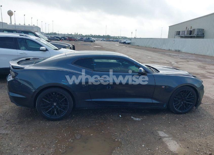 Photo 14 of 2019 Chevrolet Camaro 2SS (VIN 1G1FH1R76K0151851)
