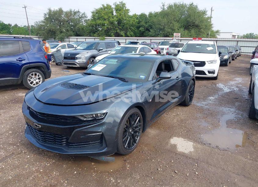 Photo 2 of 2019 Chevrolet Camaro 2SS (VIN 1G1FH1R76K0151851)