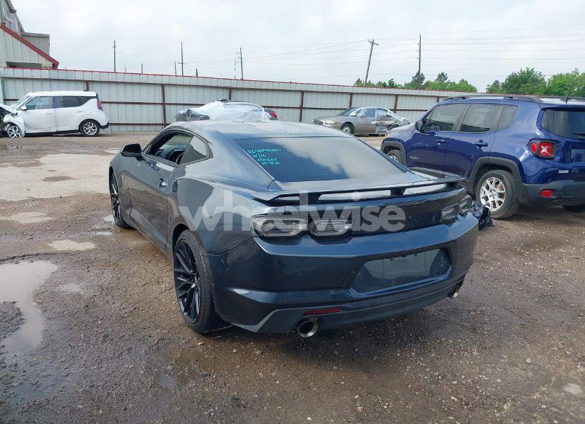 Photo 3 of 2019 Chevrolet Camaro 2SS (VIN 1G1FH1R76K0151851)