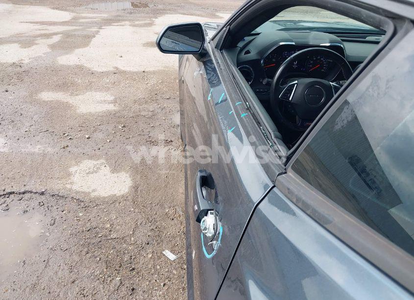 Photo 6 of 2019 Chevrolet Camaro 2SS (VIN 1G1FH1R76K0151851)