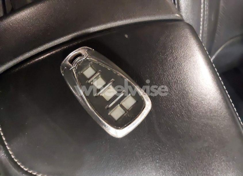 Photo 11 of 2016 Chevrolet Camaro 2SS (VIN 1G1FH1R77G0181142)