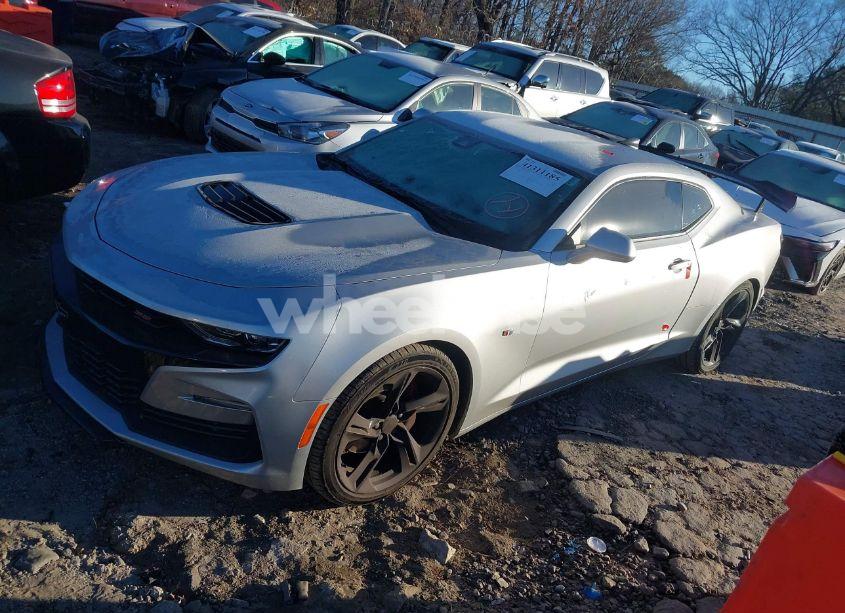 Photo 2 of 2019 Chevrolet Camaro 2SS (VIN 1G1FH1R77K0103551)