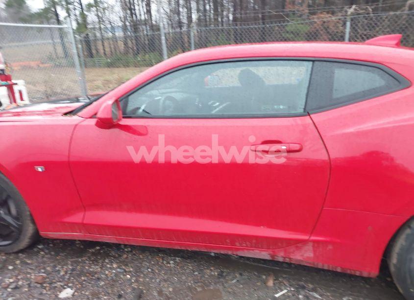 Photo 14 of 2016 Chevrolet Camaro 2SS (VIN 1G1FH1R78G0143516)