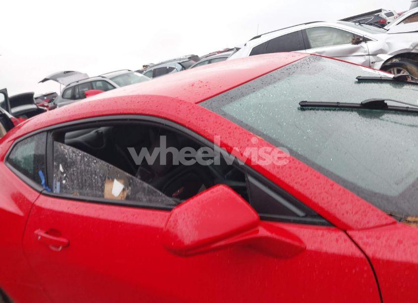 Photo 18 of 2016 Chevrolet Camaro 2SS (VIN 1G1FH1R78G0143516)