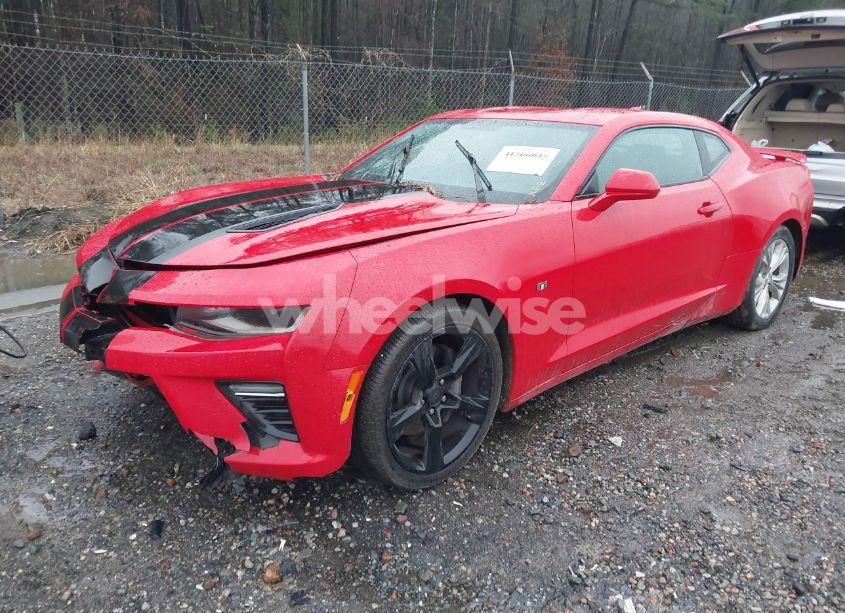 Photo 2 of 2016 Chevrolet Camaro 2SS (VIN 1G1FH1R78G0143516)