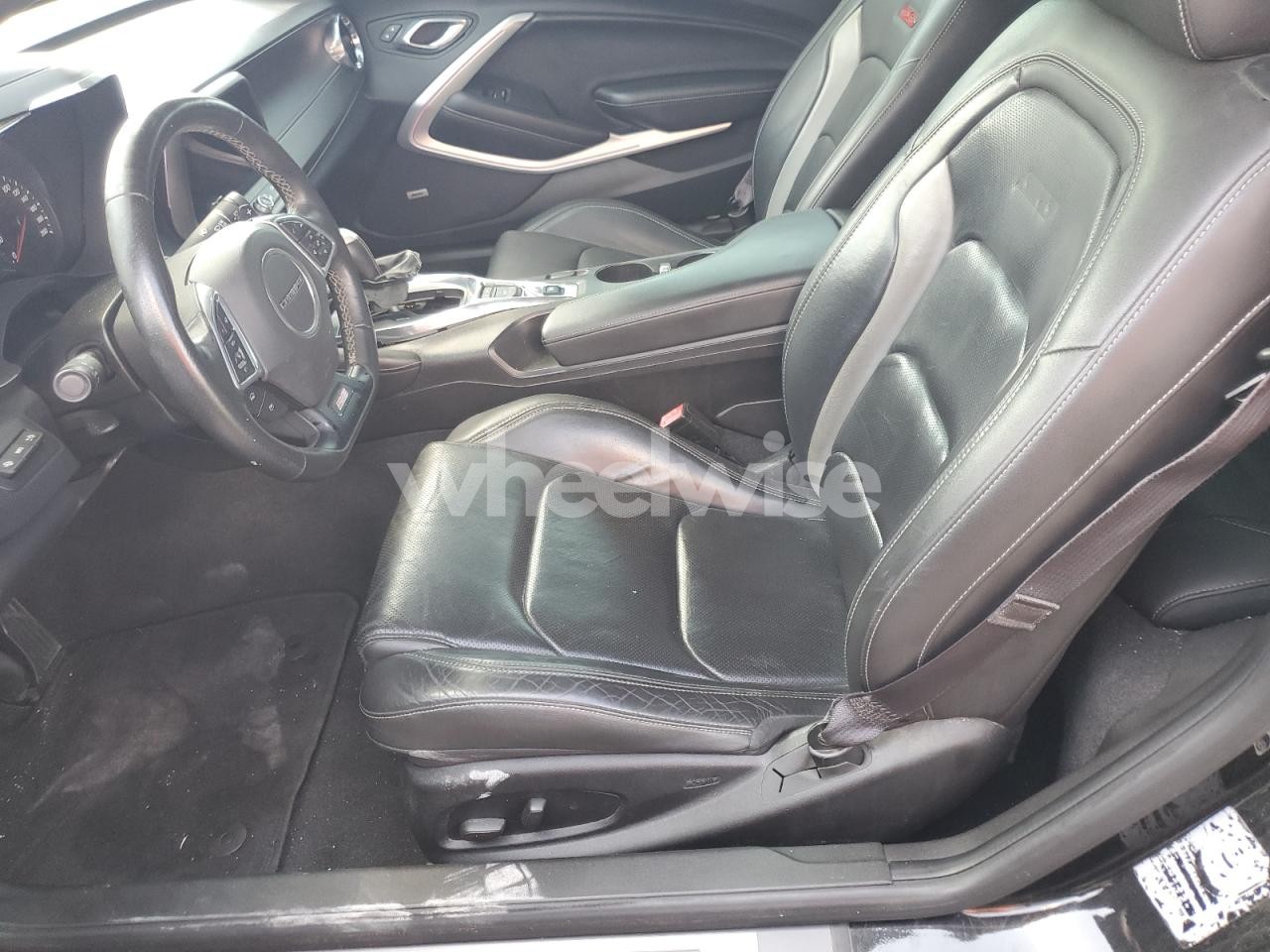 Photo 7 of 2016 CHEVROLET CAMARO SS (VIN 1G1FH1R78G0145962)