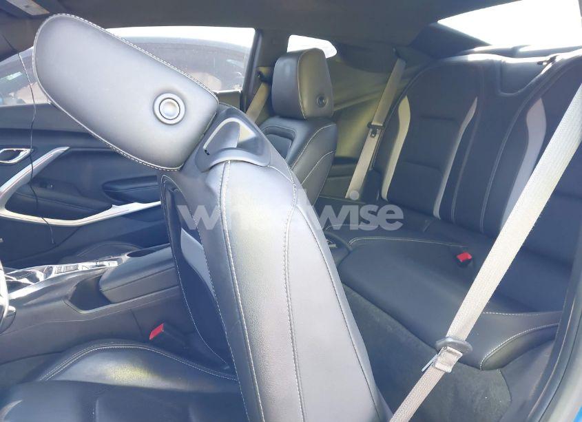 Photo 8 of 2016 Chevrolet Camaro 2SS (VIN 1G1FH1R78G0150157)