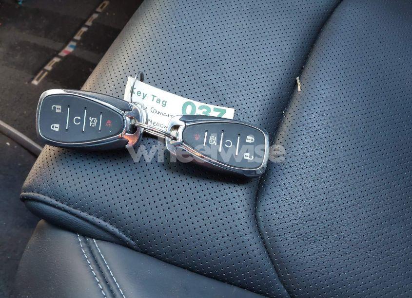 Photo 11 of 2016 Chevrolet Camaro 2SS (VIN 1G1FH1R78G0189606)