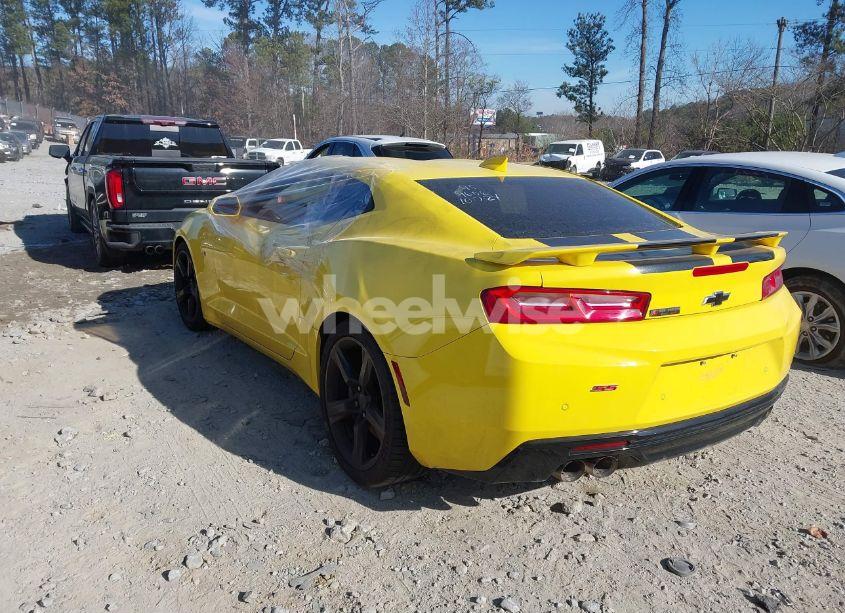 Photo 3 of 2016 Chevrolet Camaro 2SS (VIN 1G1FH1R78G0189606)