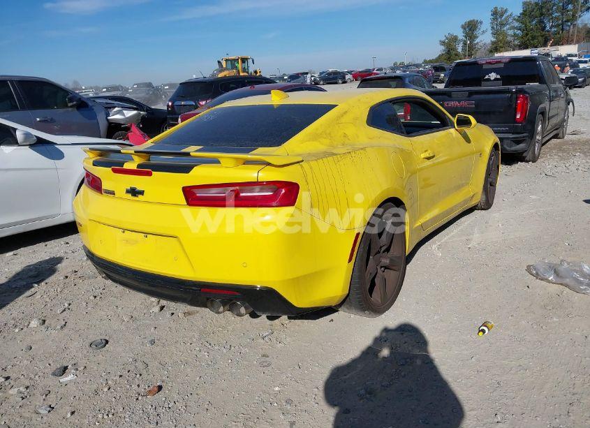 Photo 4 of 2016 Chevrolet Camaro 2SS (VIN 1G1FH1R78G0189606)